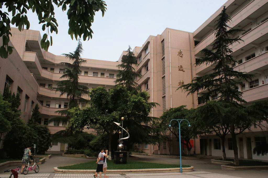 2012081016145414062.jpg
