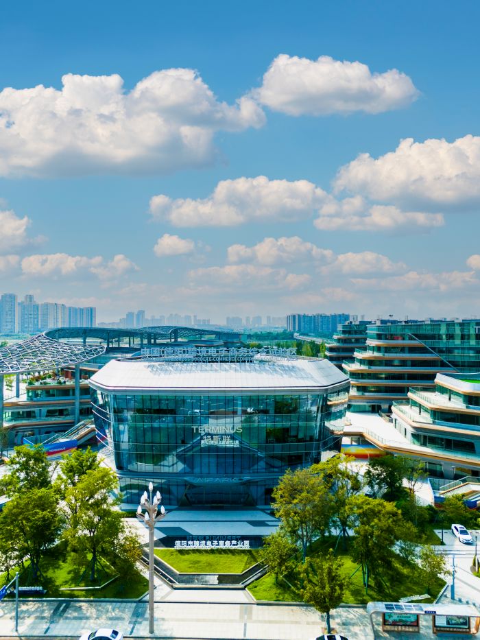 1756775832001027446.jpg 16.jpg