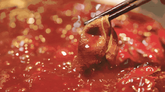 1760060360460040424.gif 13.gif