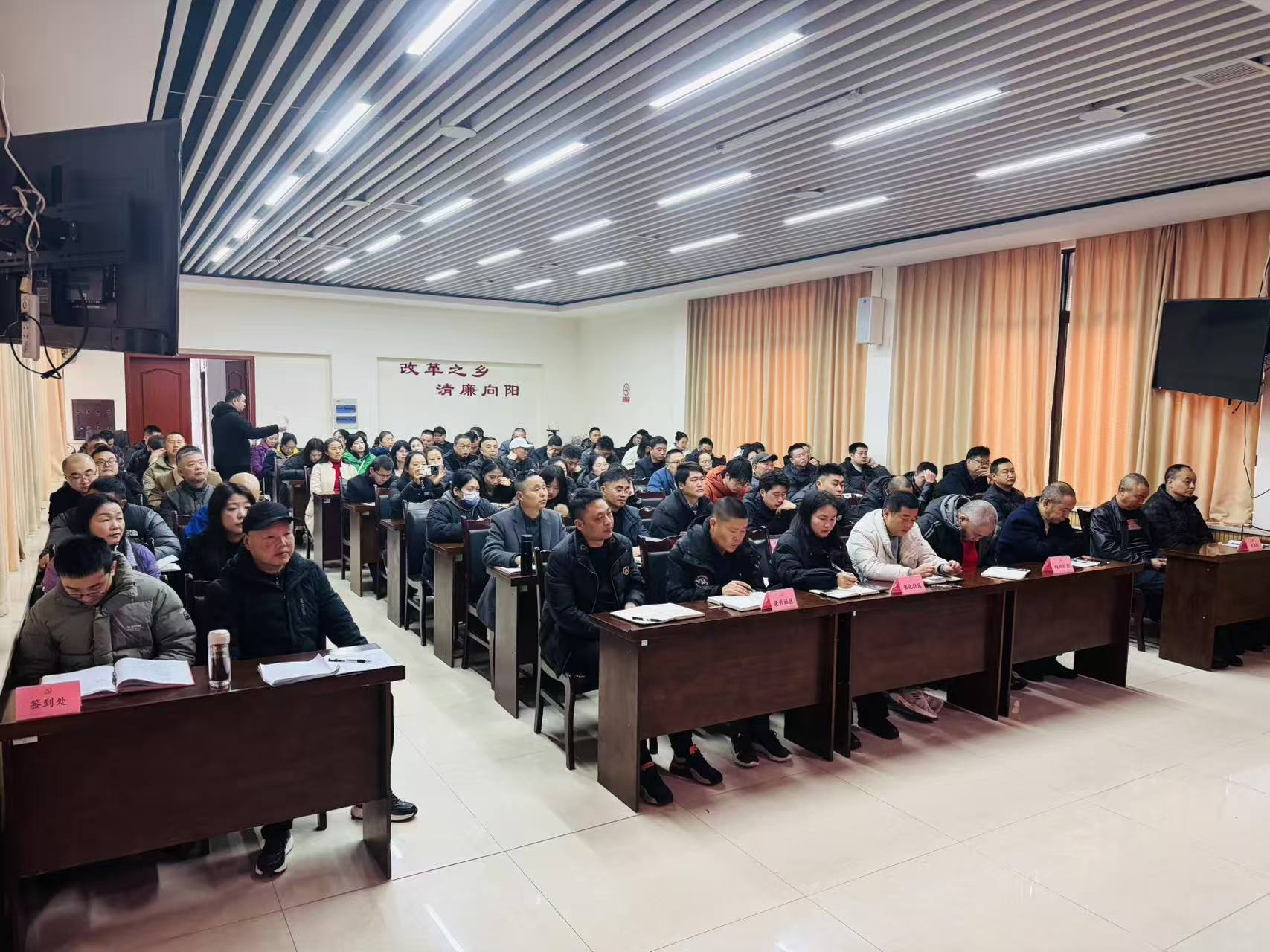 1765783464891019990.jpg 1765783464891019990.jpg